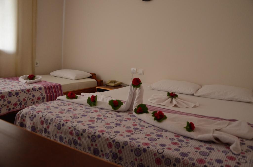 Dilek Hotel Menderes ภายนอก รูปภาพ
